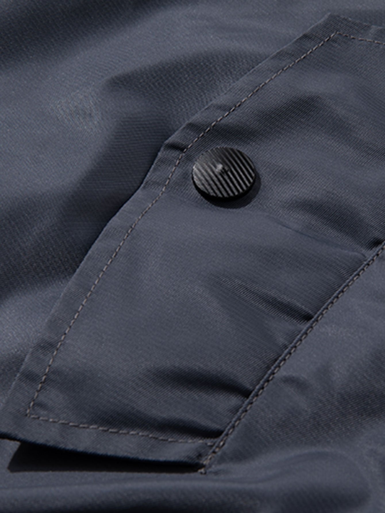 Omkeerbaar bomberjack met geborduurd NASA-embleem