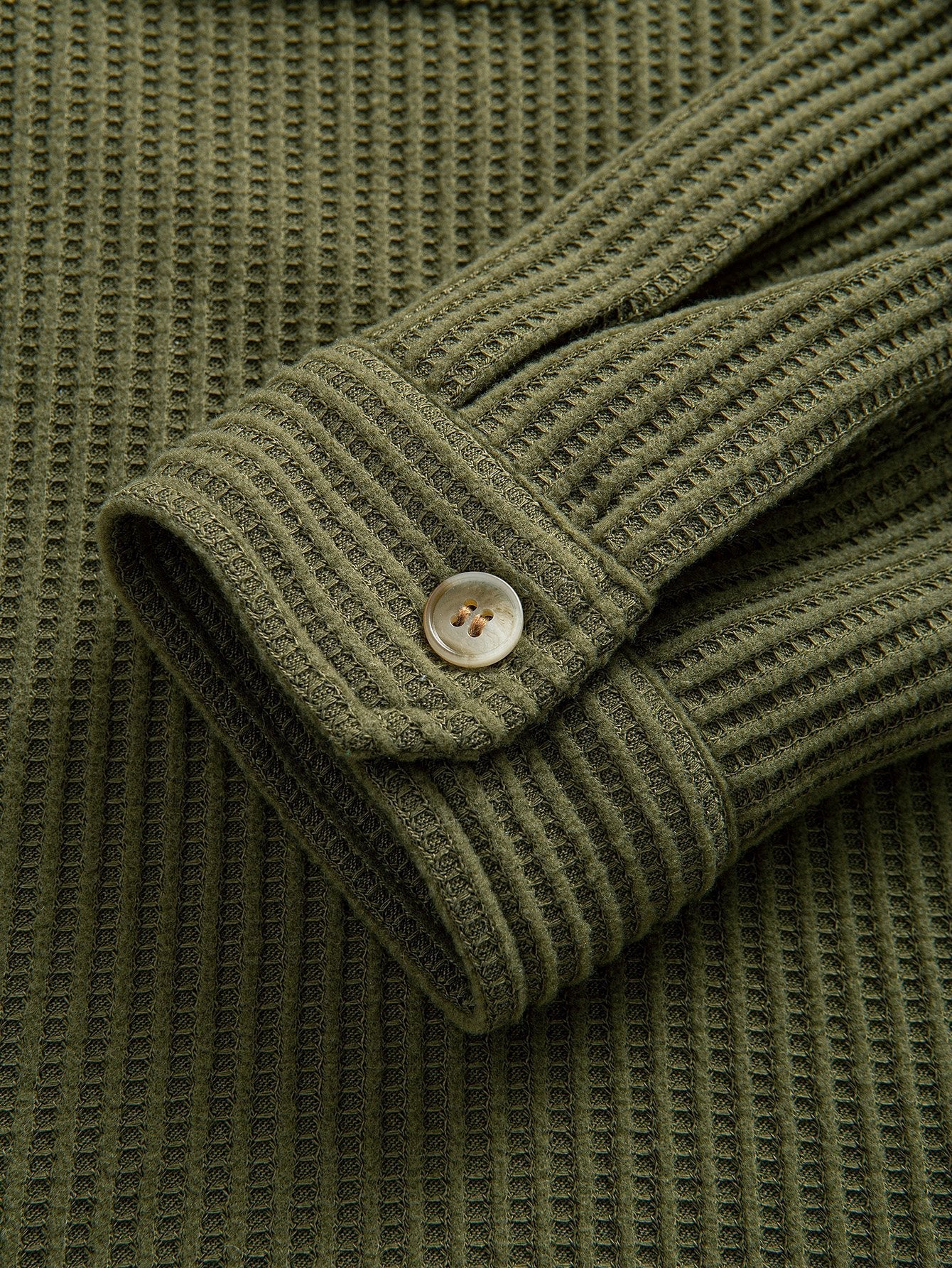 Overhemd met knoopsluiting en dubbele zak in wafelpatroon