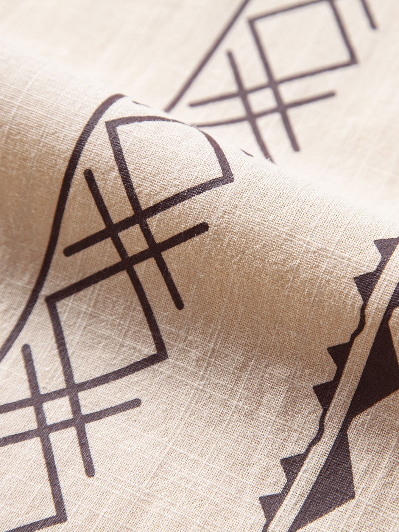 Overhemd in linnenstijl met geometrisch patroon